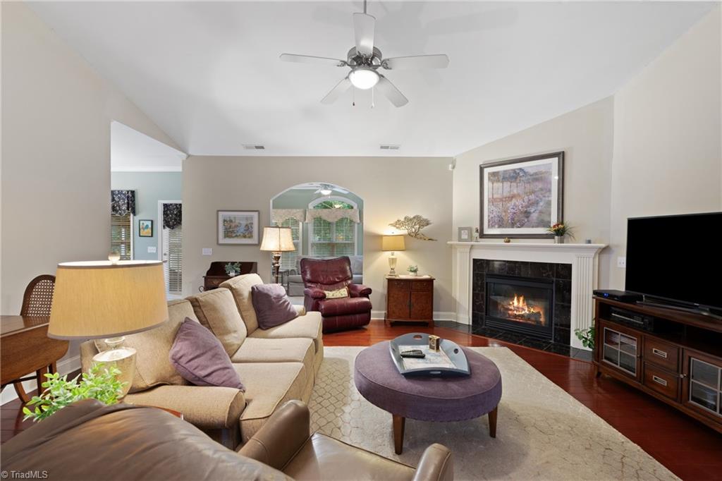 125 Meadows Edge Road Clemmons, NC 27012 - Photo 9 of 39 Gallery Image 9