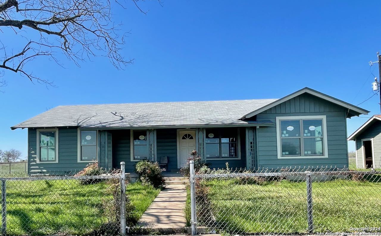 6220 Farm To Market Rd 2676