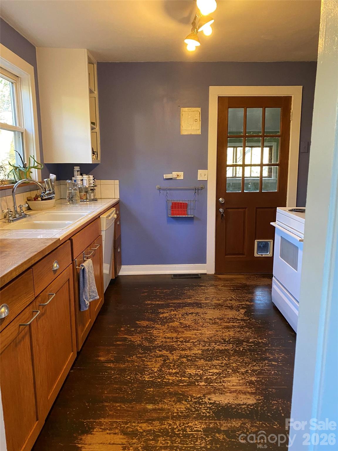 24 Ridge Avenue Asheville, NC 28803 - Photo 9 of 38