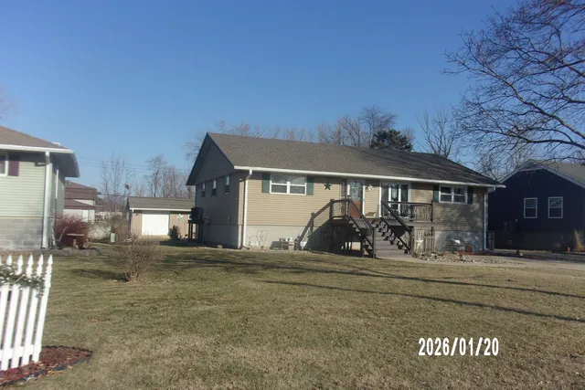 $185,900 | 120 West Herron Court, Watseka, IL 60970