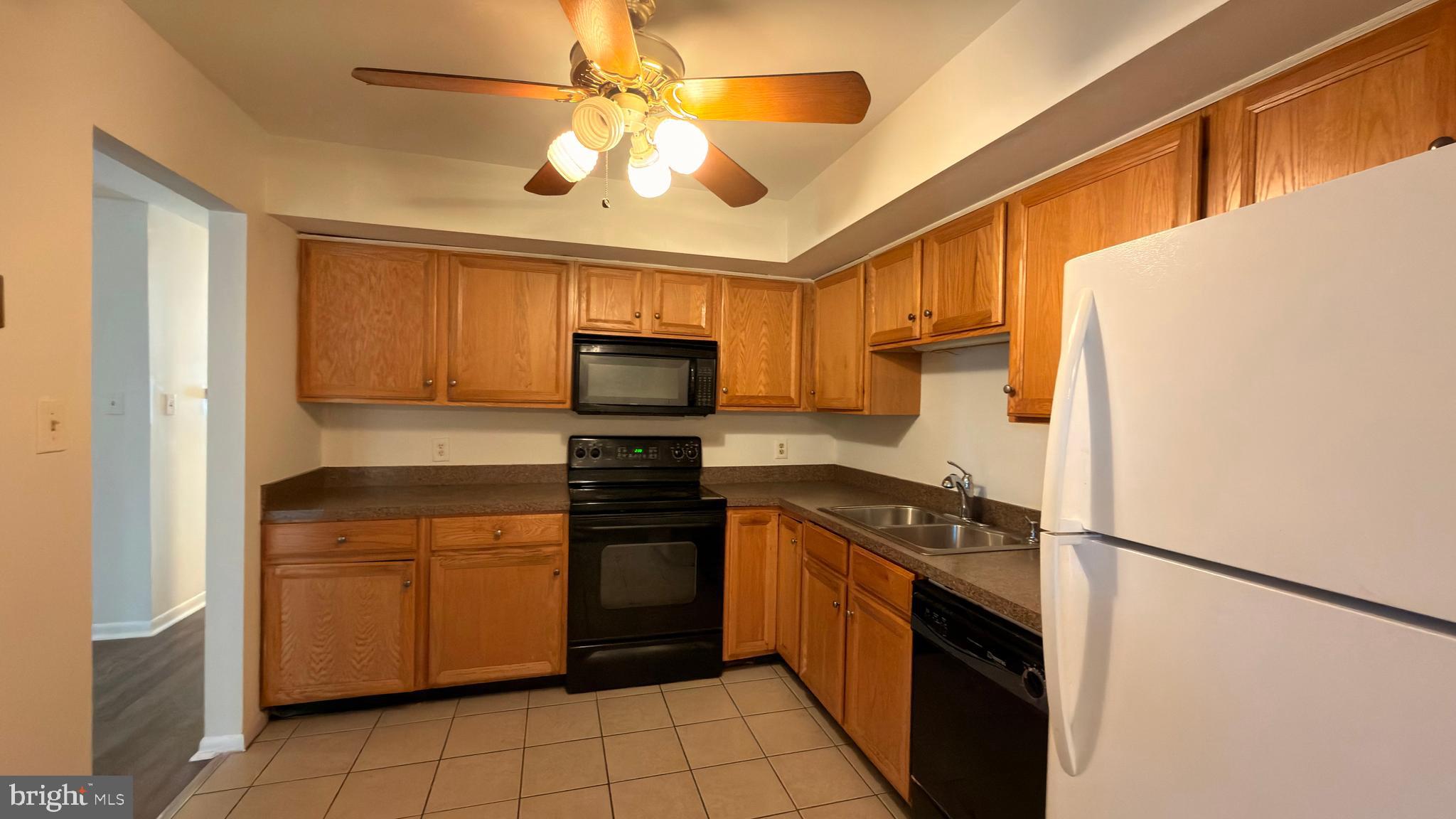 143 Valley Stream Circle Wayne, PA 19087 - Photo 11 of 26