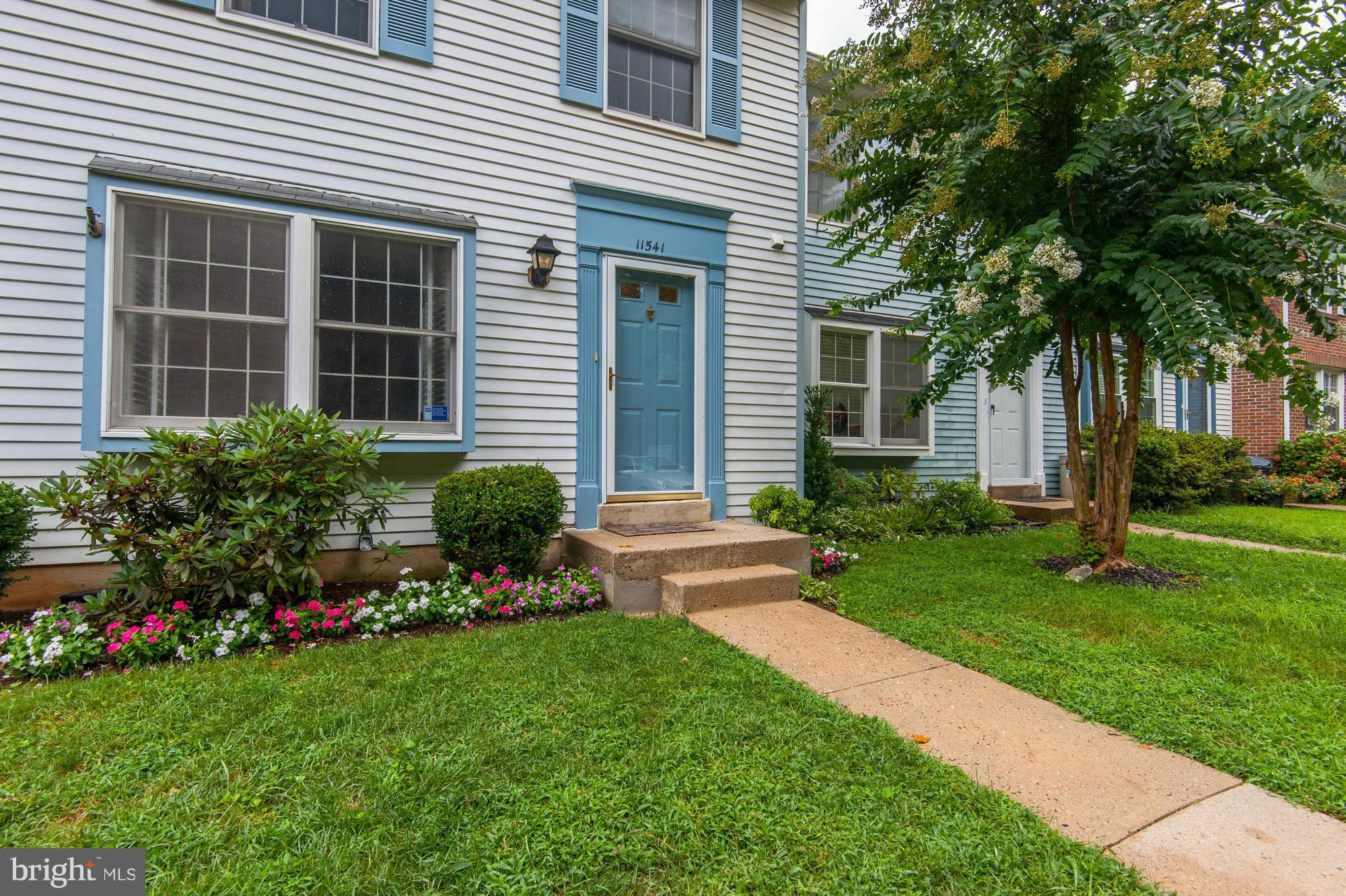 11541 Underoak Court Reston, VA 20191 - Photo 2 of 29 Exterior (Front)