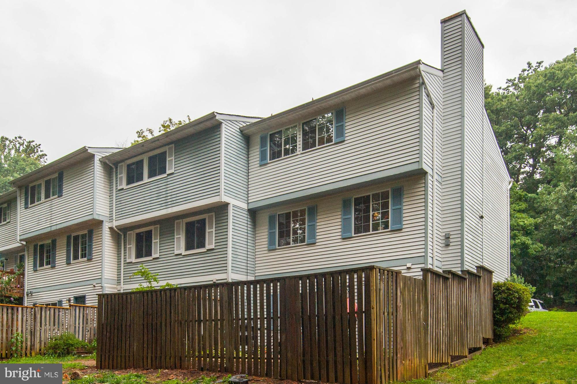 11541 Underoak Court Reston, VA 20191 - Photo 29 of 29 Exterior (Rear)