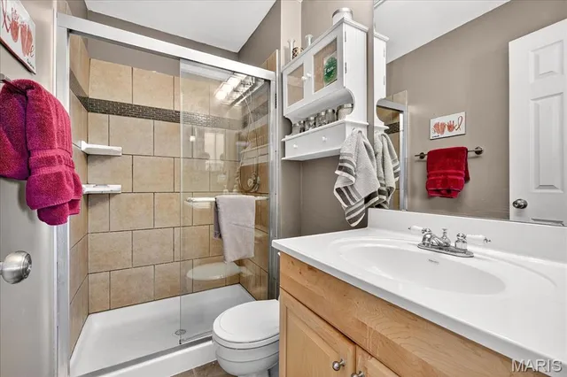 $155,000 | 1001 Sugar Creek Court, Unit A, St. Peters, MO 63376