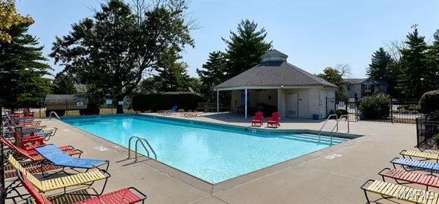 $155,000 | 1001 Sugar Creek Court, Unit A, St. Peters, MO 63376