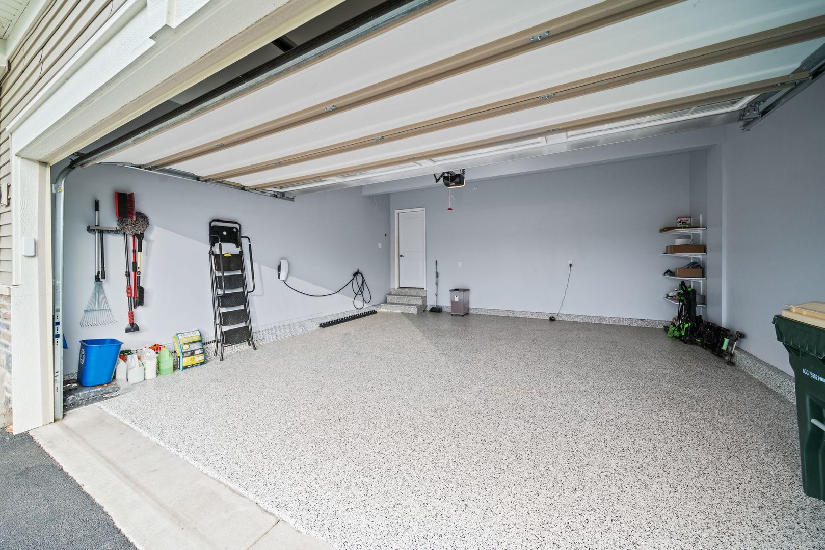 265 South Pointe Avenue South Elgin, IL 60177 - Photo 36 of 43 a view of room