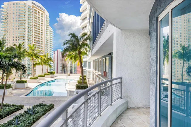 $4,500 | 60 Southwest 13th Street, Unit 1224, Miami, FL 33130