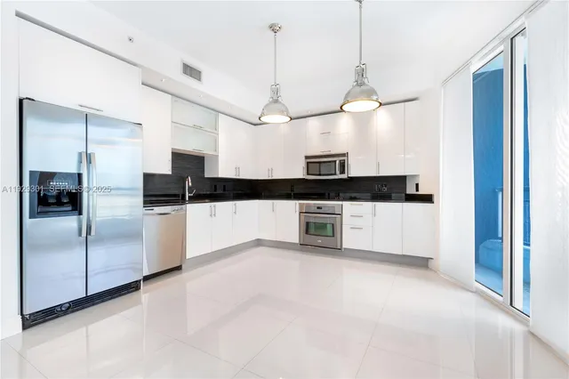 $4,500 | 60 Southwest 13th Street, Unit 1224, Miami, FL 33130