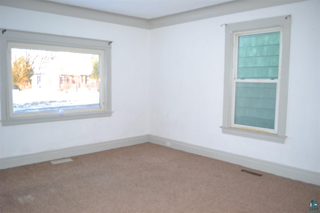 718 4th Street Proctor, MN 55810 - Photo 4 of 24 Living Room