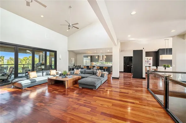 $1,700,000 | 10258 North Kansas Avenue, Kansas City, MO 64155