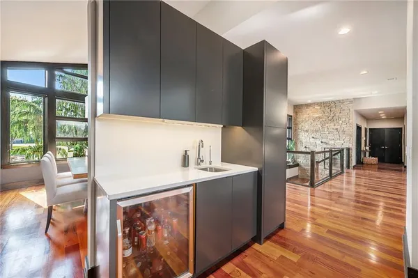 $1,700,000 | 10258 North Kansas Avenue, Kansas City, MO 64155