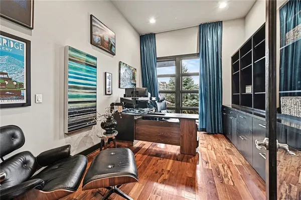 $1,700,000 | 10258 North Kansas Avenue, Kansas City, MO 64155