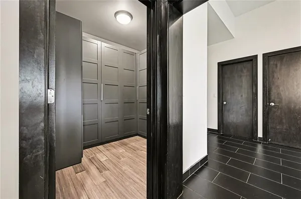 $1,700,000 | 10258 North Kansas Avenue, Kansas City, MO 64155