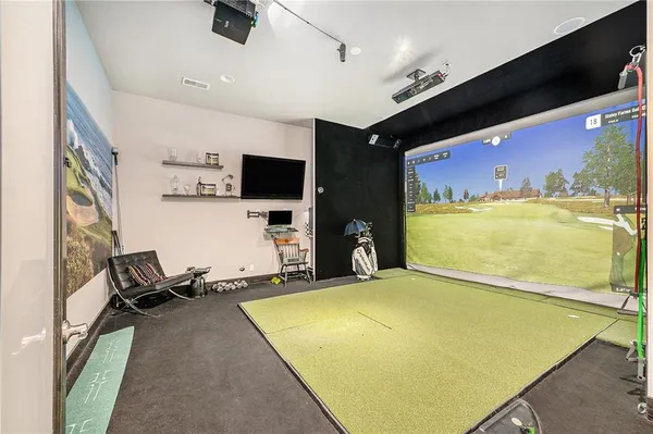 $1,700,000 | 10258 North Kansas Avenue, Kansas City, MO 64155