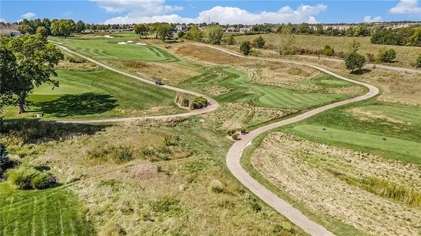 $1,700,000 | 10258 North Kansas Avenue, Kansas City, MO 64155