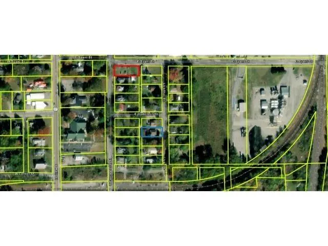 $5,400 | 202 East Spani Street, Benton, IL 62812