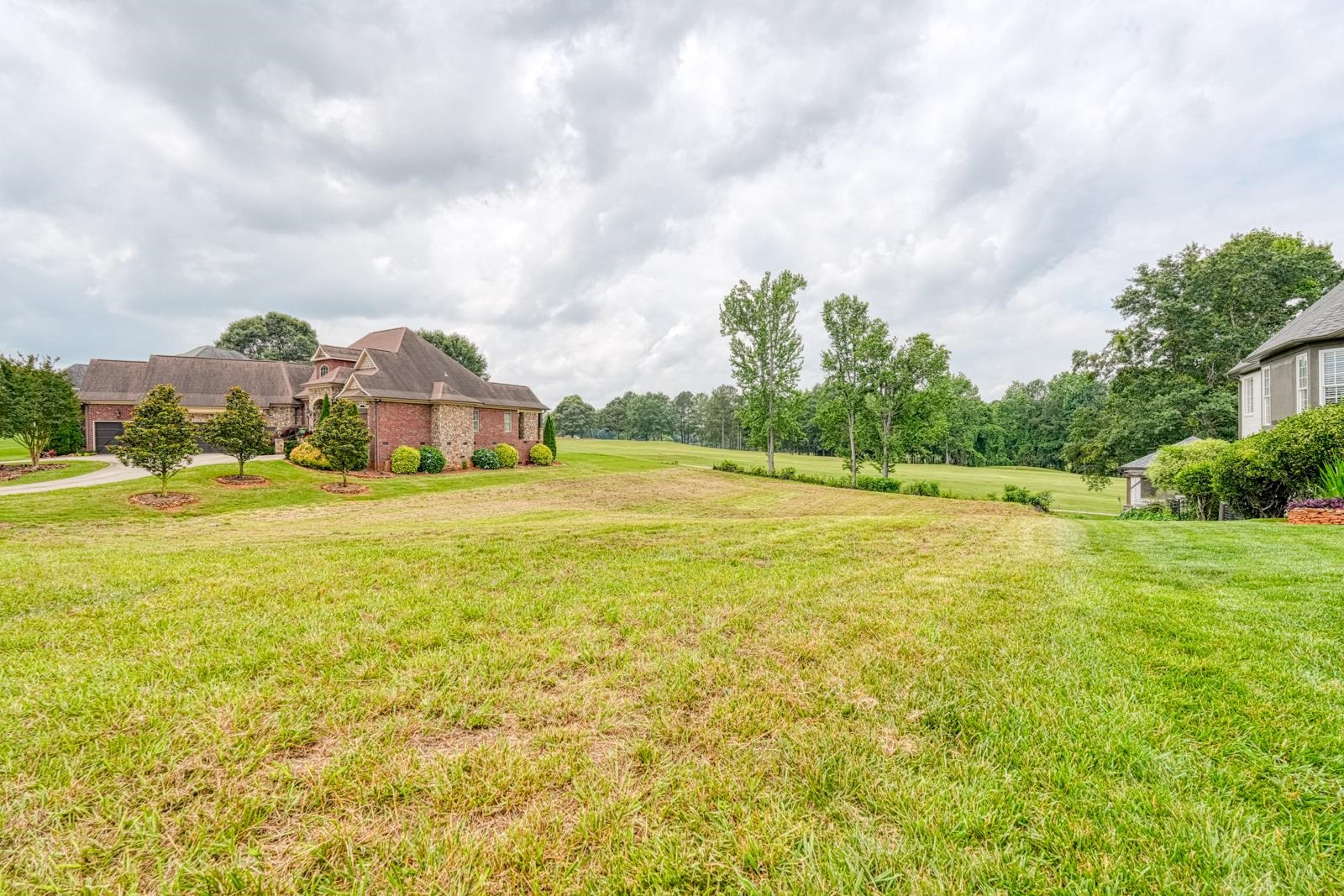 825 East Heathland Drive Inman, SC 29349 - Photo 3 of 22