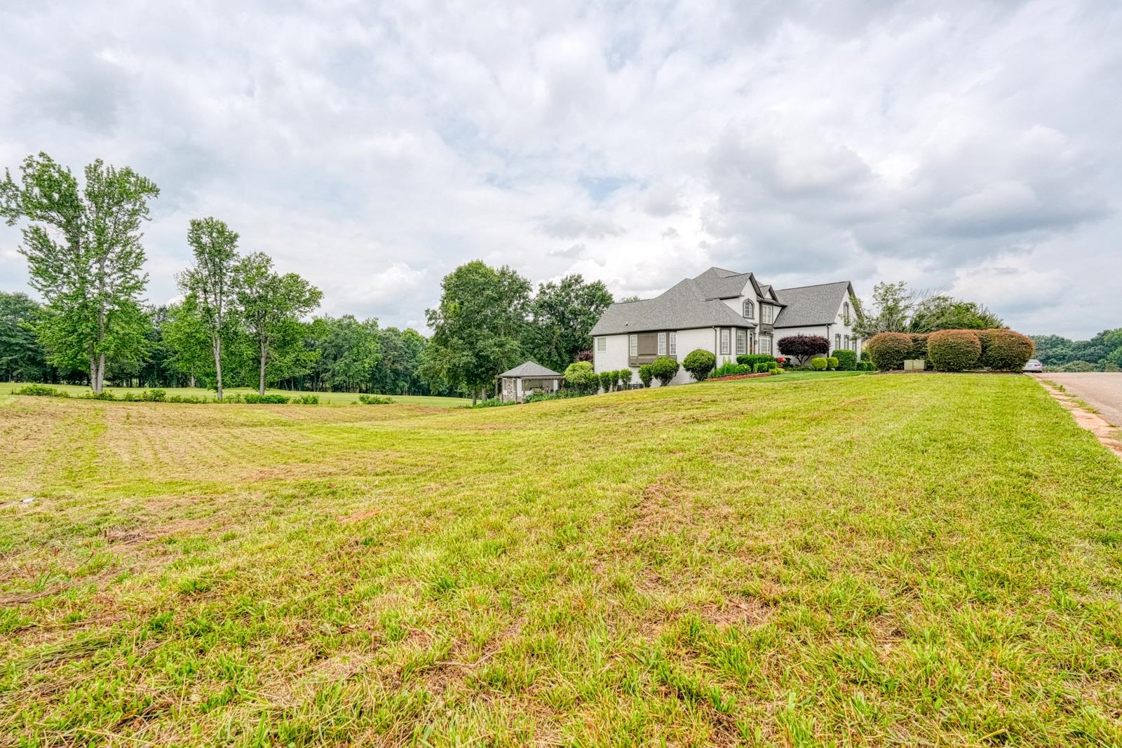 825 East Heathland Drive Inman, SC 29349 - Photo 5 of 22