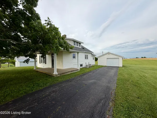 $279,900 | 460 Lawrenceburg Loop, Bloomfield, KY 40008