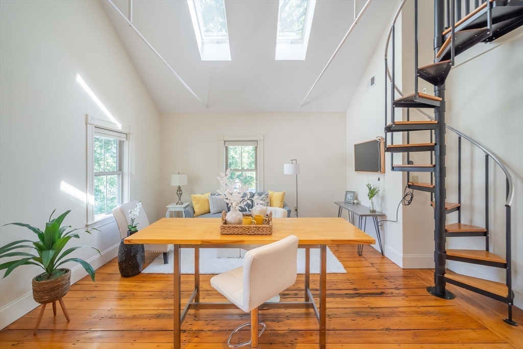 20 Porter Street, Unit 3 Boston, MA 02130 - Photo 4 of 26