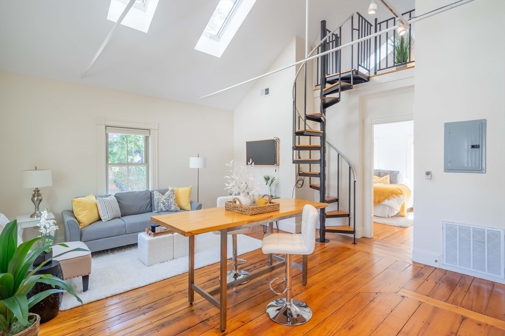 20 Porter Street, Unit 3 Boston, MA 02130 - Photo 5 of 26