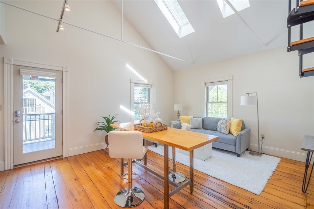 20 Porter Street, Unit 3 Boston, MA 02130 - Photo 8 of 26