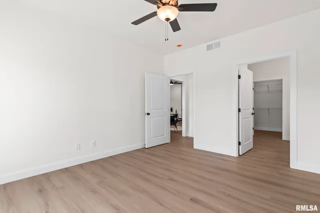 $439,900 | 3200 Greenbriar Drive, Springfield, IL 62711