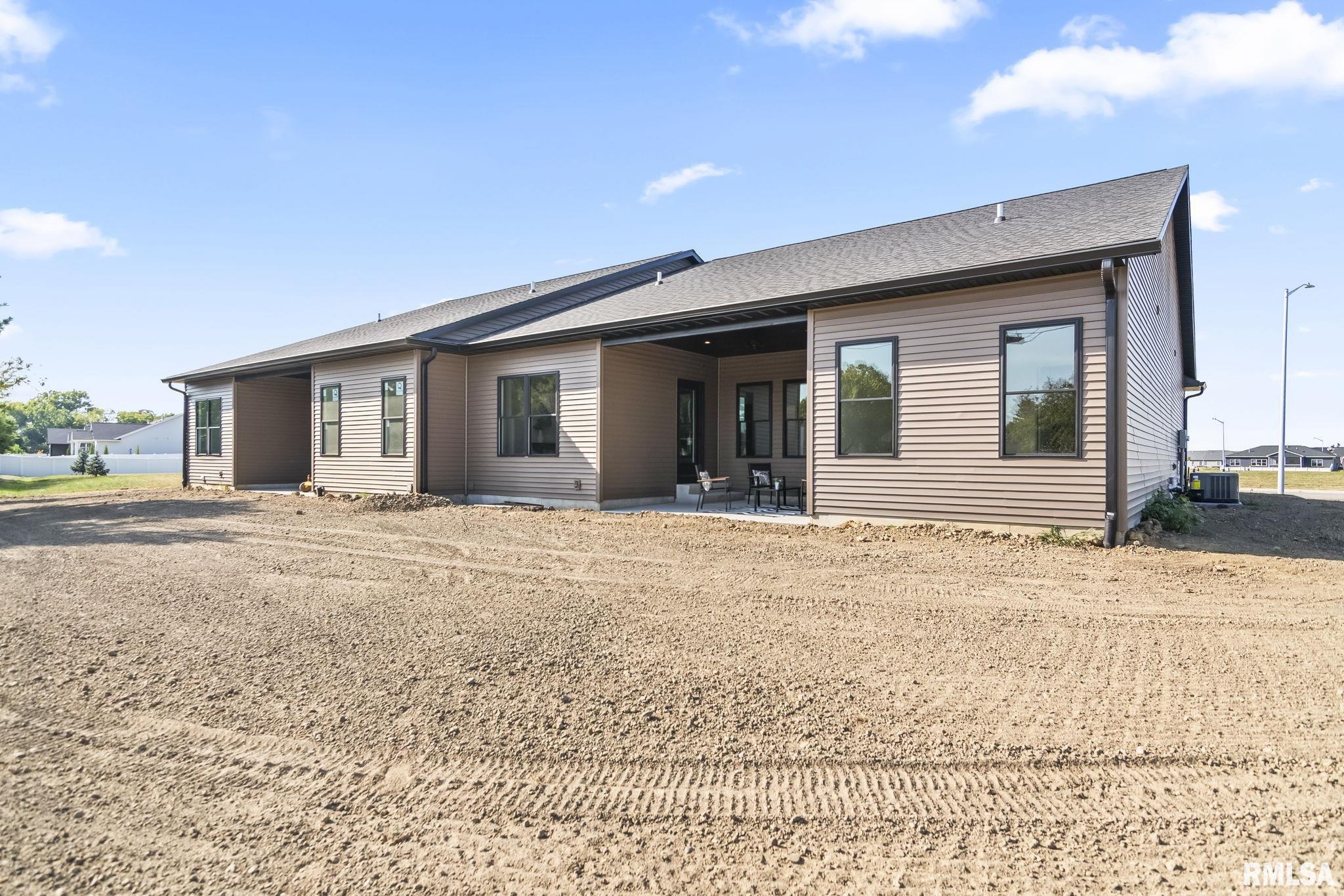 3200 Greenbriar Drive Springfield, IL 62711 - Photo 37 of 39