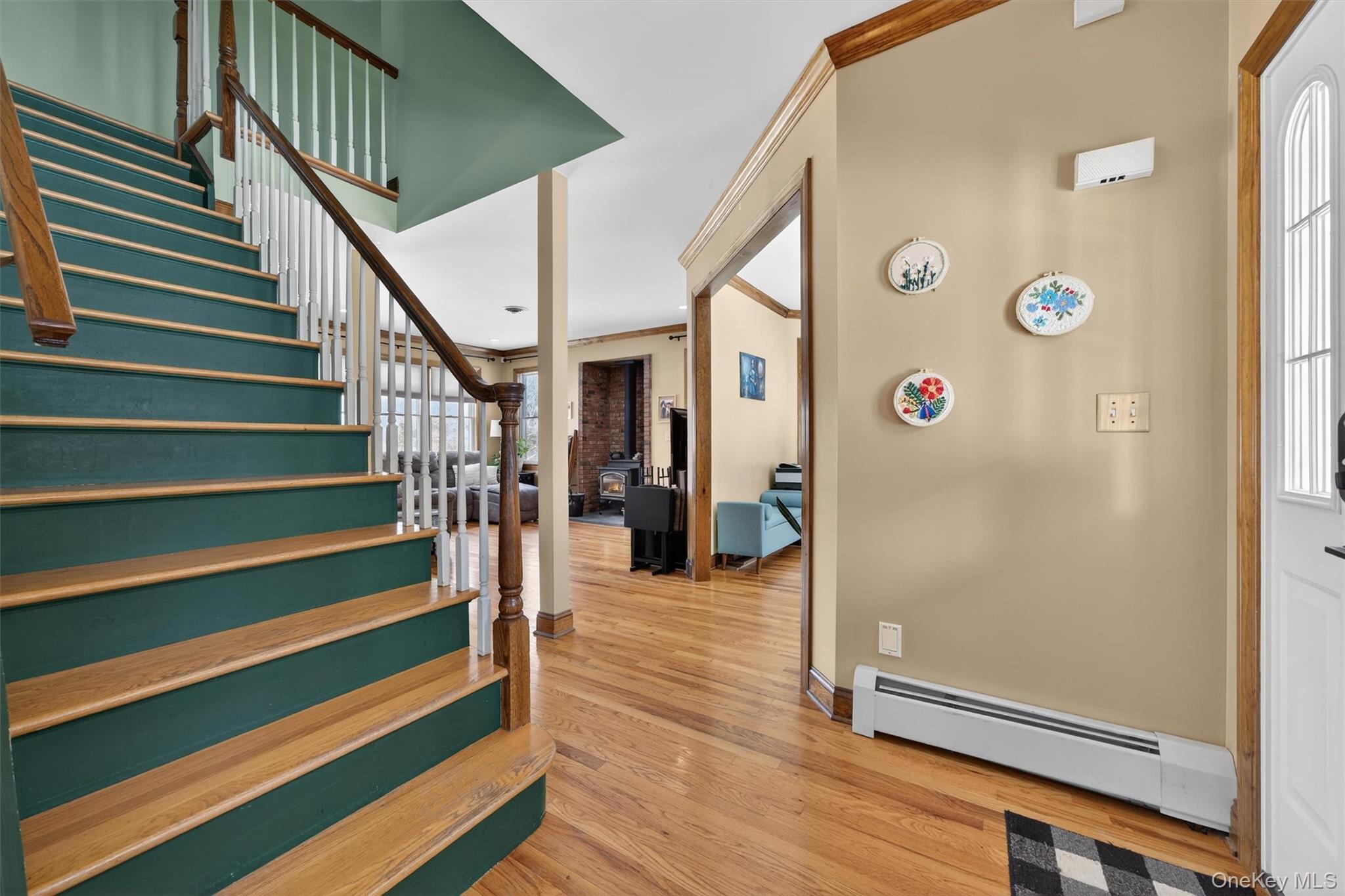 72 Coppergate Lane Warwick, NY 10990 - Photo 12 of 50 a view of entryway