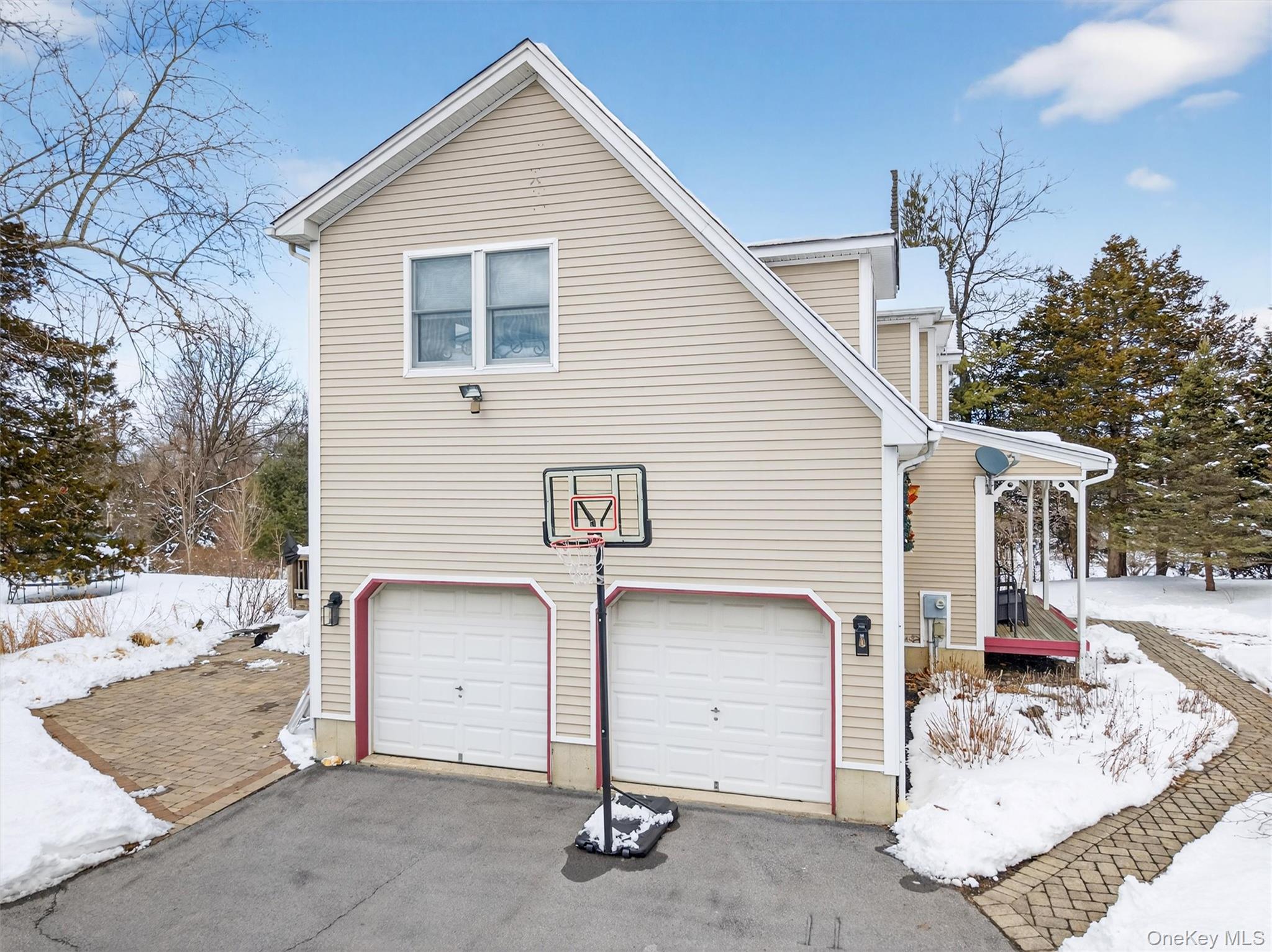 72 Coppergate Lane Warwick, NY 10990 - Photo 41 of 50 a view of a house