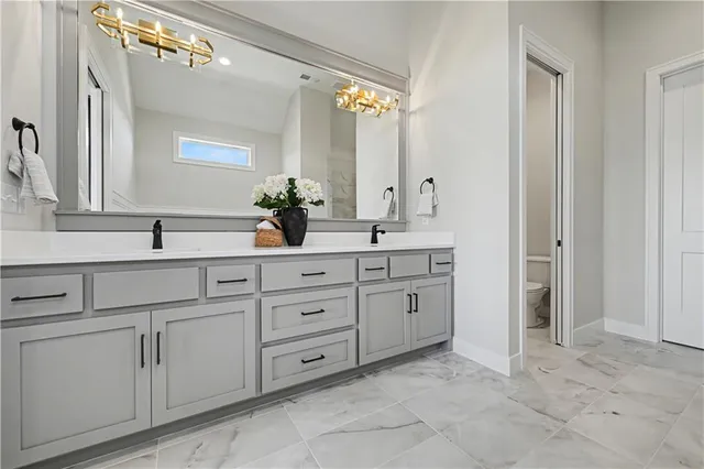 $829,950 | 22152 West 94th Terrace, Lenexa, KS 66220