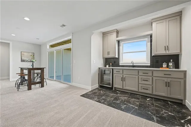 $829,950 | 22152 West 94th Terrace, Lenexa, KS 66220