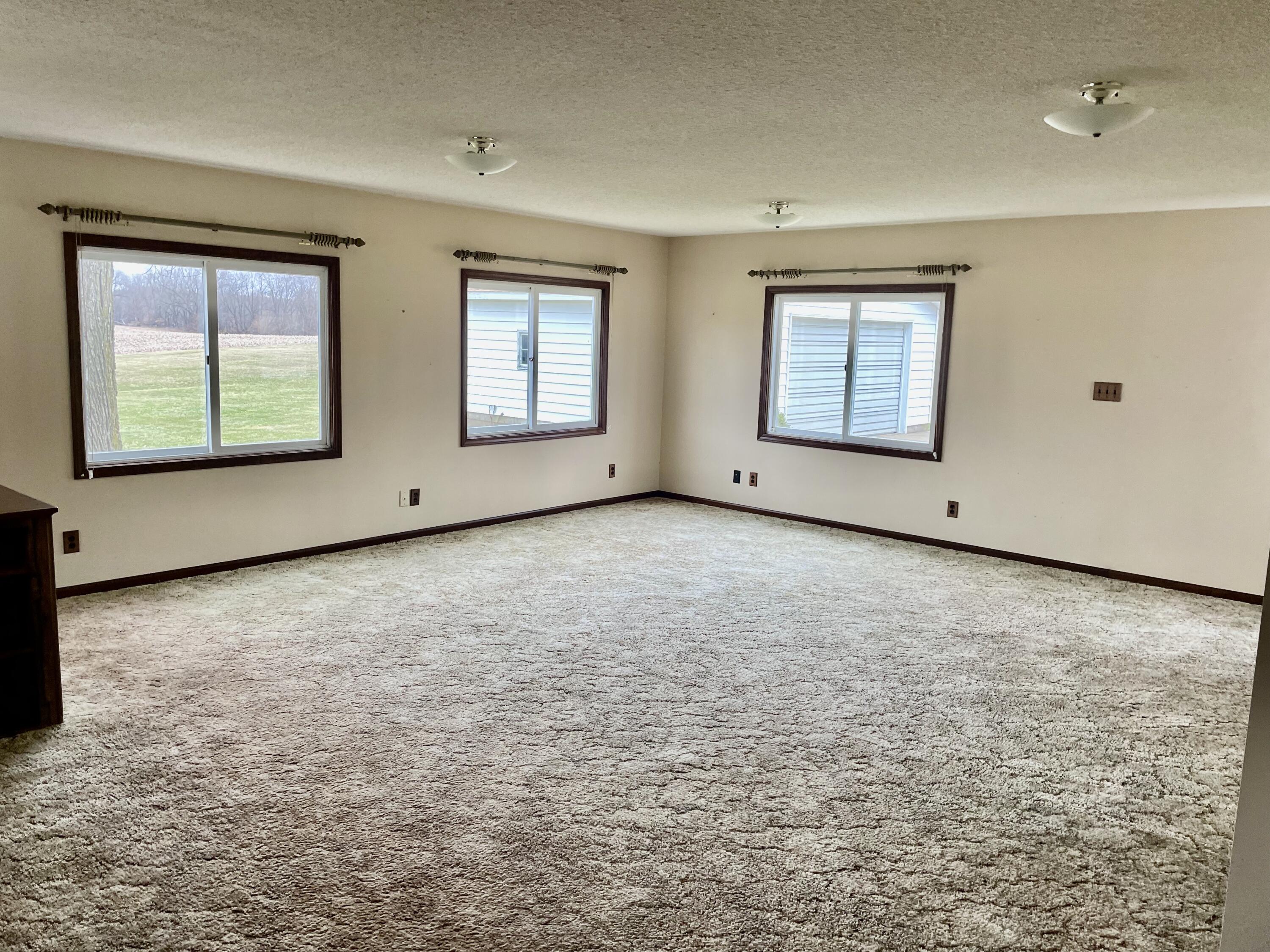10660 Cochran Road Concord, MI 49237 - Photo 8 of 20 IMG_2574
