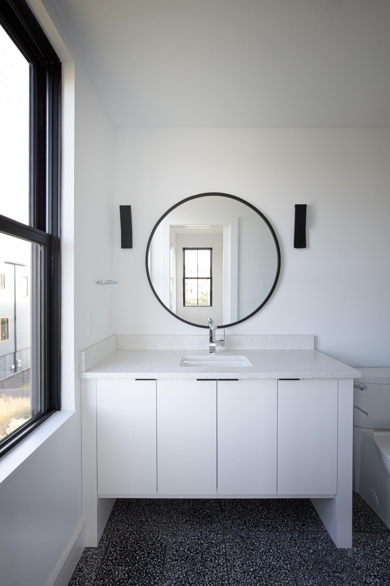 76 Cooper Street Charleston, SC 29403 - Photo 15 of 33 COOPER-36