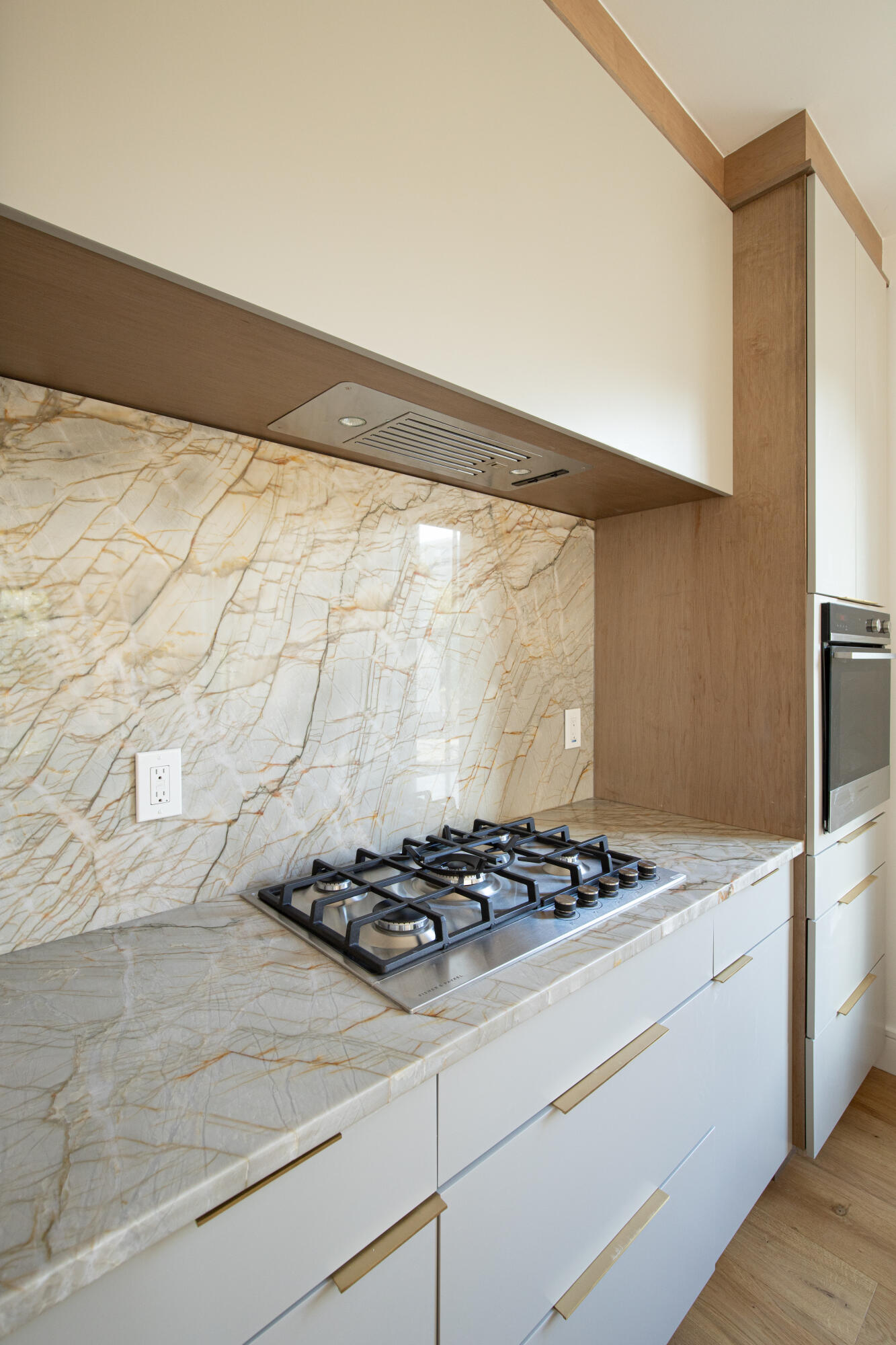 76 Cooper Street Charleston, SC 29403 - Photo 8 of 33 COOPER-41