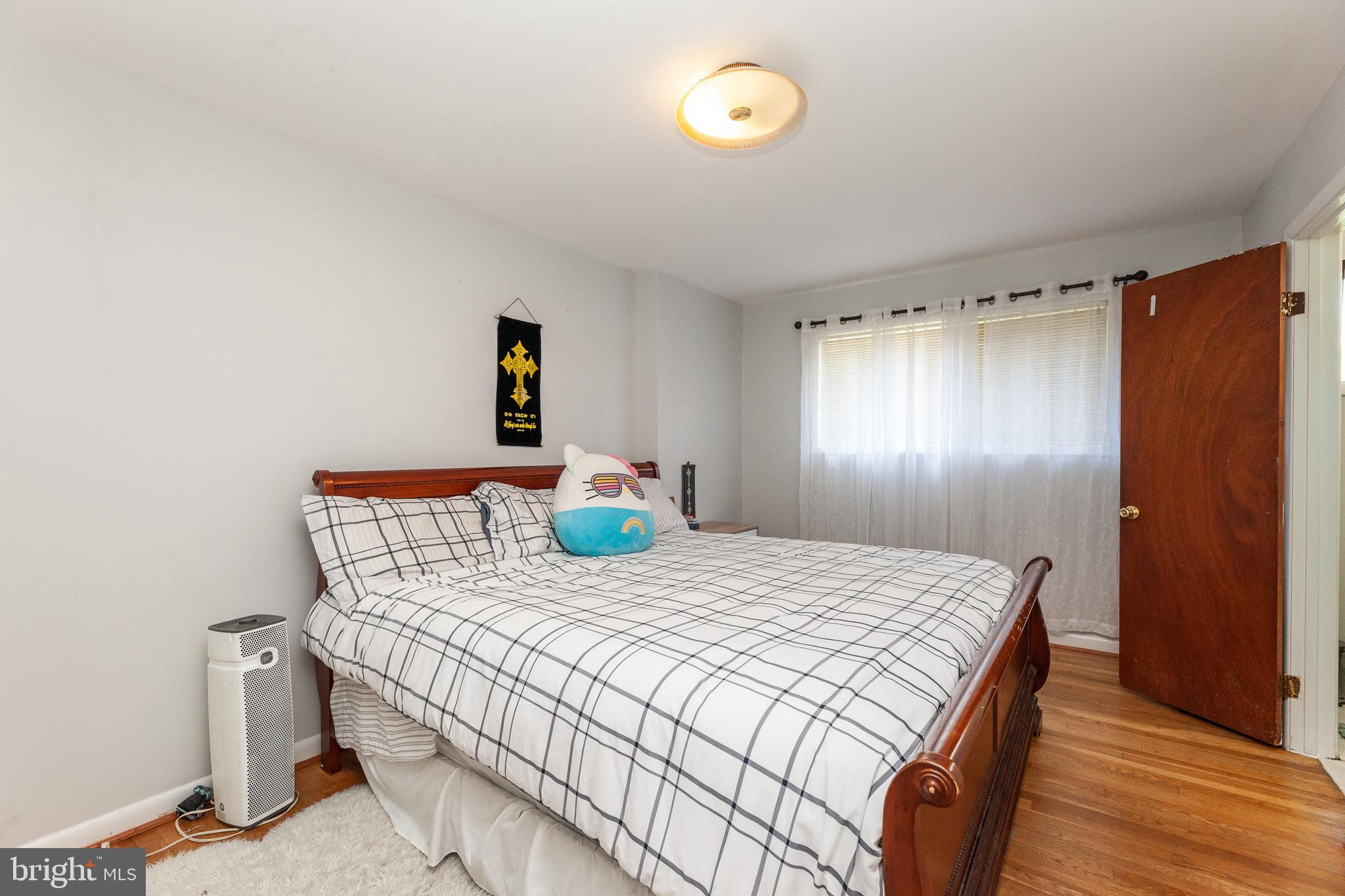 10883 Lockwood Drive Silver Spring, MD 20901 - Photo 11 of 41