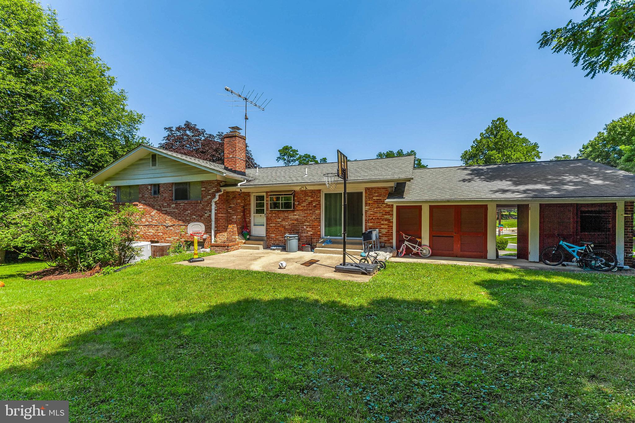 10883 Lockwood Drive Silver Spring, MD 20901 - Photo 36 of 41