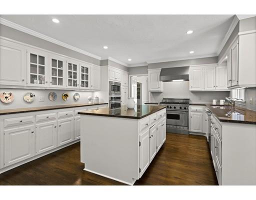 18 Draper Road Dover, MA 02030 - Photo 7 of 22 Gallery Image 7