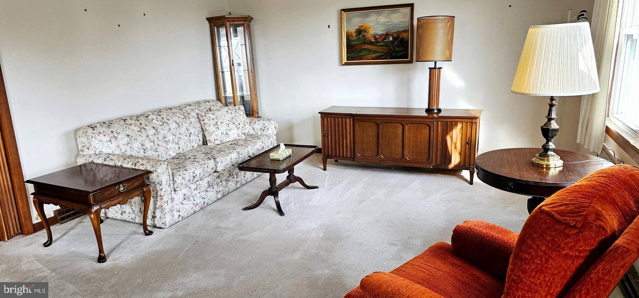 1515 Ridge Avenue Reading, PA 19607 - Photo 4 of 21 Spacious living room with picture window