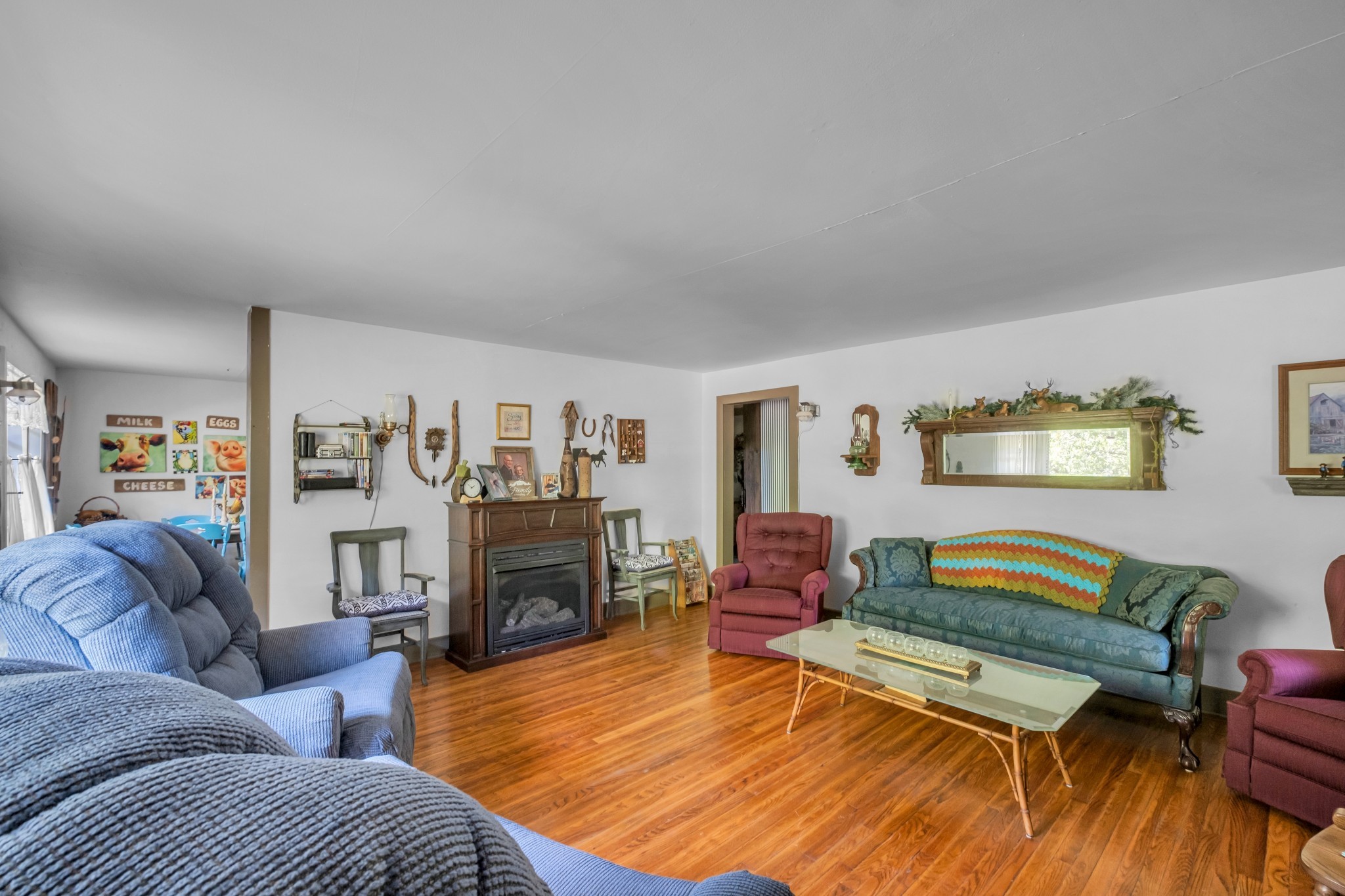 1155 Russell Creek Road Lobelville, TN 37097 - Photo 20 of 49