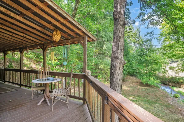 $575,000 | 1155 Russell Creek Road, Lobelville, TN 37097