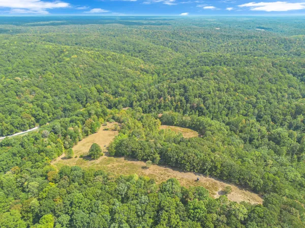 $575,000 | 1155 Russell Creek Road, Lobelville, TN 37097