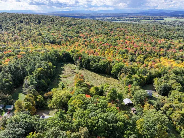 $449,000 | 42 Lower Plains Road, Middlebury, VT 05753