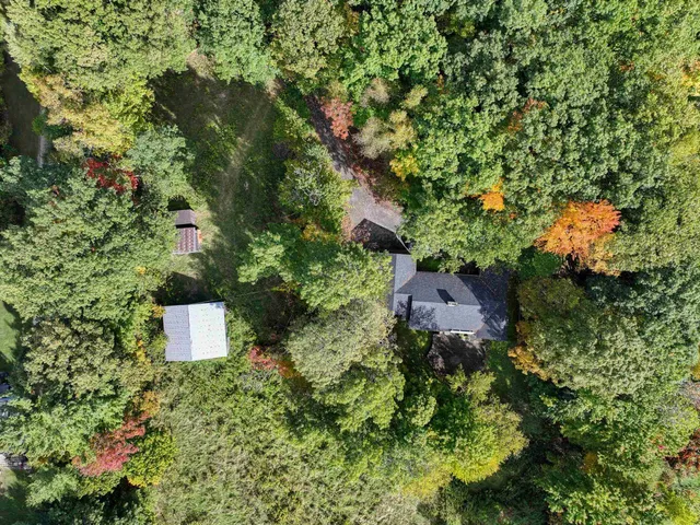 $449,000 | 42 Lower Plains Road, Middlebury, VT 05753