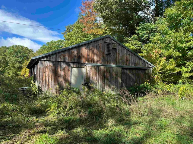 $449,000 | 42 Lower Plains Road, Middlebury, VT 05753