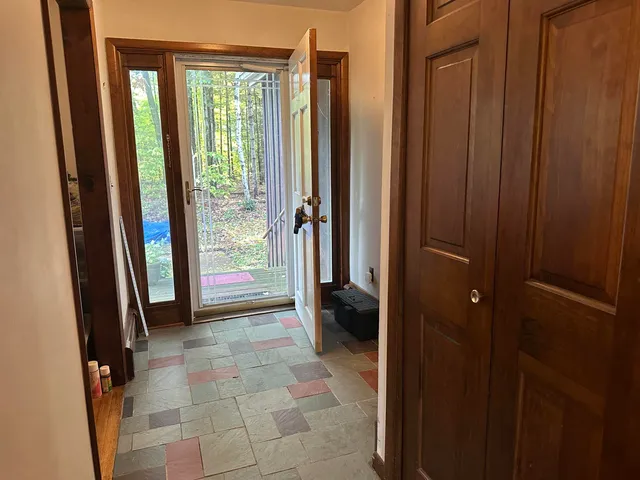 $449,000 | 42 Lower Plains Road, Middlebury, VT 05753