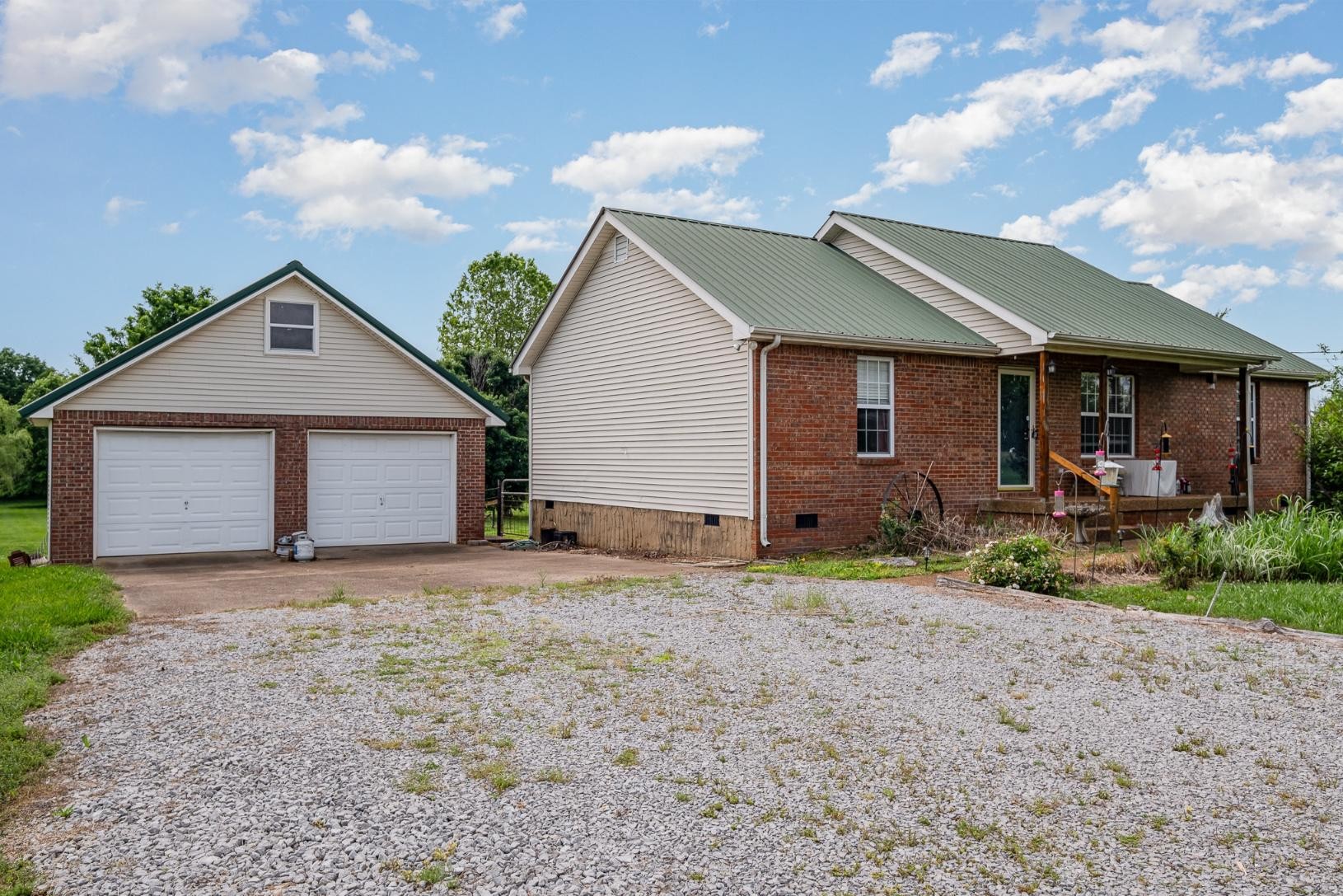 4970 Smiley Road Chapel Hill, TN 37034 - Photo 2 of 28 Gallery Image 2