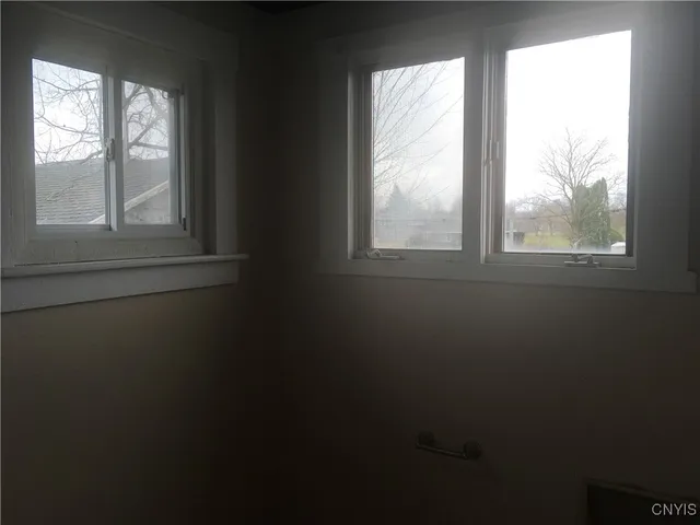 $175,000 | 8884 Michigan Avenue, Cicero, NY 13039