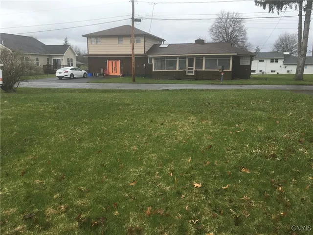 $175,000 | 8884 Michigan Avenue, Cicero, NY 13039