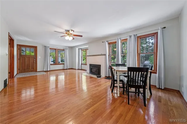 $409,900 | 424 Linden Avenue, East Aurora, NY 14052